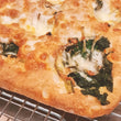Laad afbeelding in Galerij-viewer, Focaccia Spinazie mozzarella